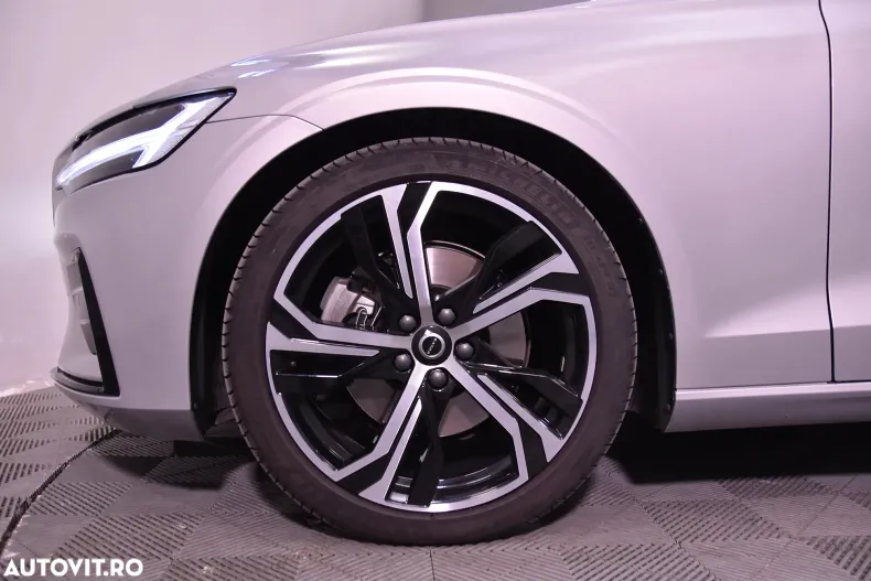 Volvo S60 din 2024 cu 22.748 km - oferta VOL132639 - foto 13