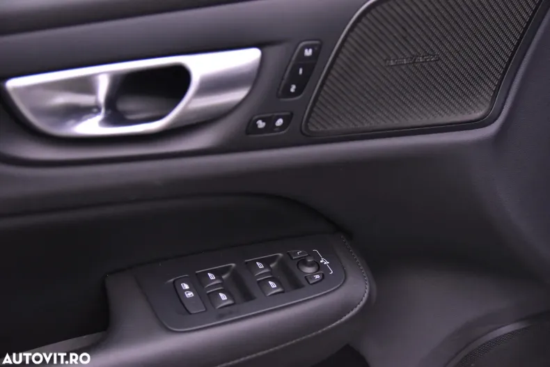 Volvo S60 din 2024 cu 22.748 km - oferta VOL132639 - foto 14