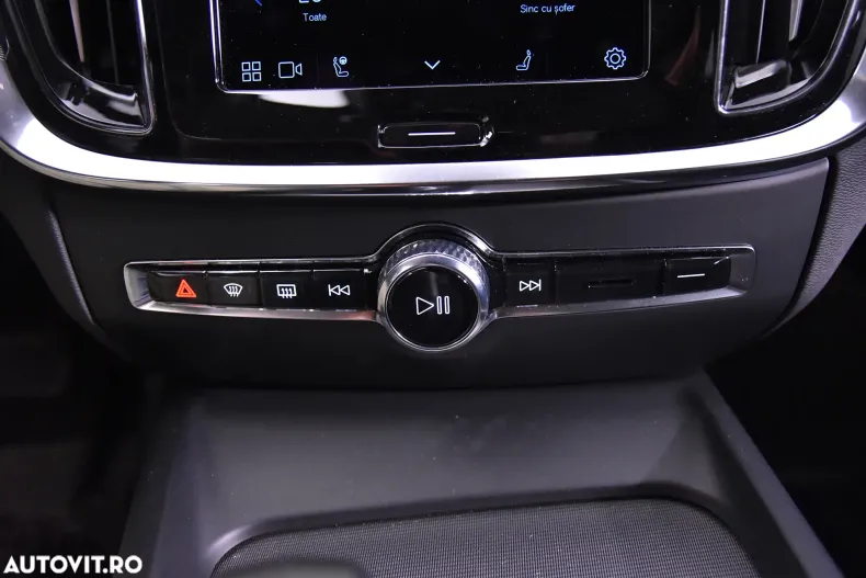 Volvo S60 din 2024 cu 22.748 km - oferta VOL132639 - foto 17