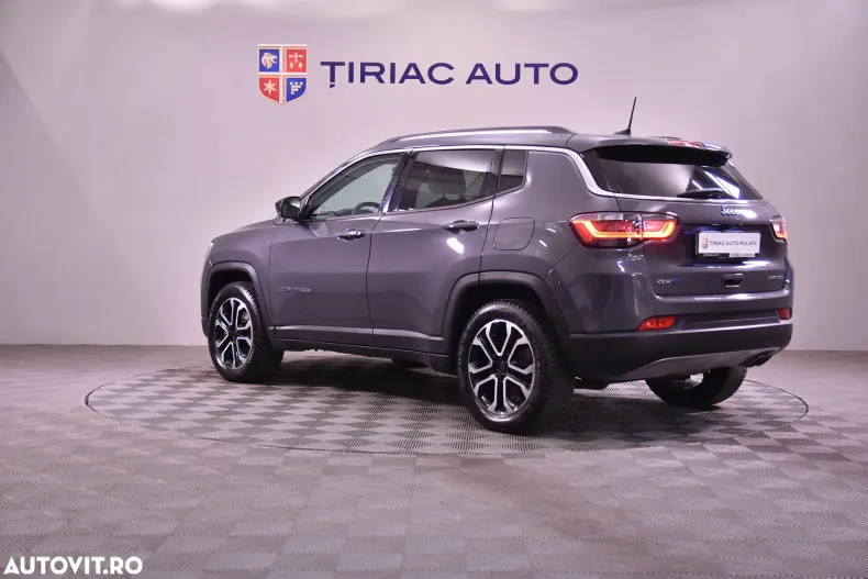 Jeep Compass din 2021 cu 106.684 km - oferta JEE132648 - foto 3
