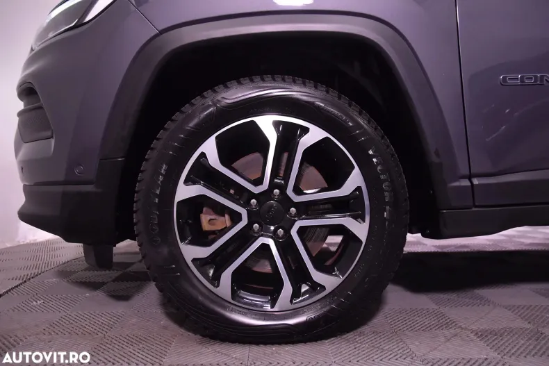 Jeep Compass din 2021 cu 106.684 km - oferta JEE132648 - foto 13