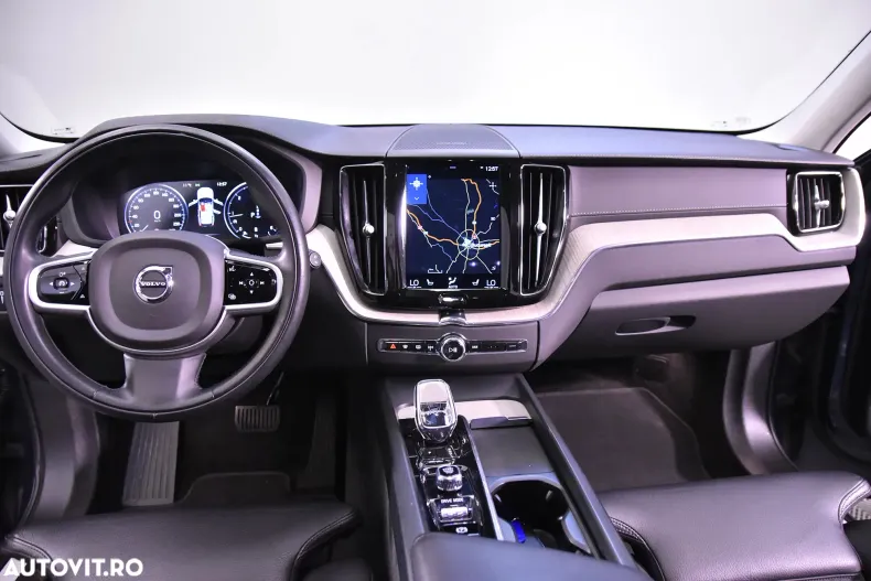 Volvo XC60 din 2020 cu 100.909 km - oferta VOL132672 - foto 9