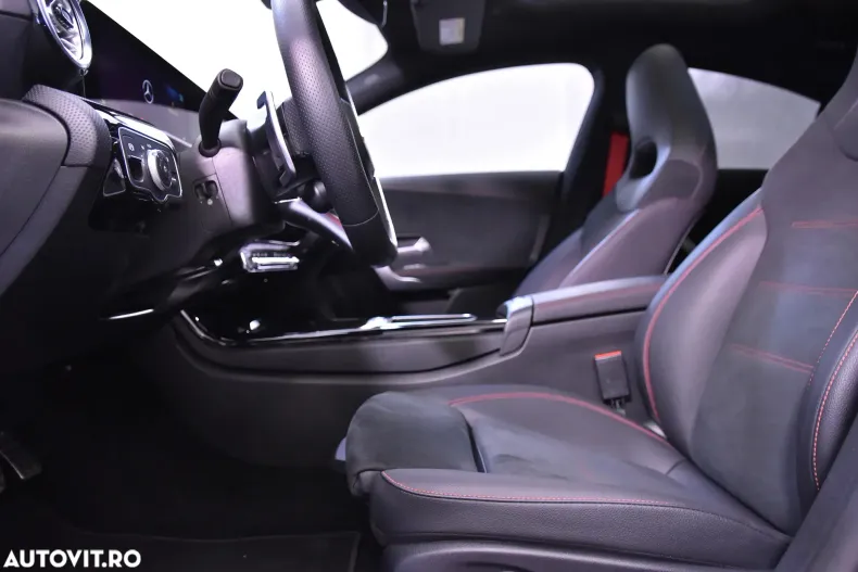 Mercedes-Benz CLA din 2023 cu 12.459 km - oferta MER132676 - foto 26