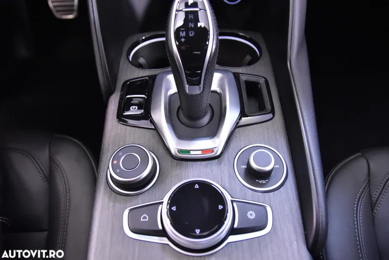 Alfa Romeo Giulia din 2022 cu 40.934 km - oferta ALF132685 - foto 17