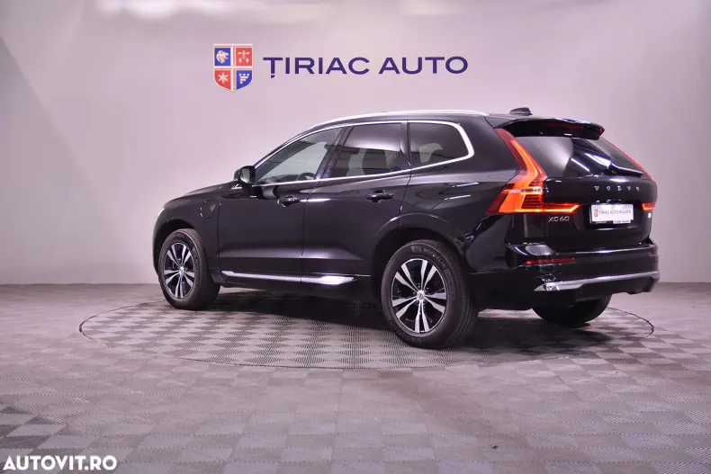 Volvo XC60 din 2022 cu 142.337 km - oferta VOL132688 - foto 3