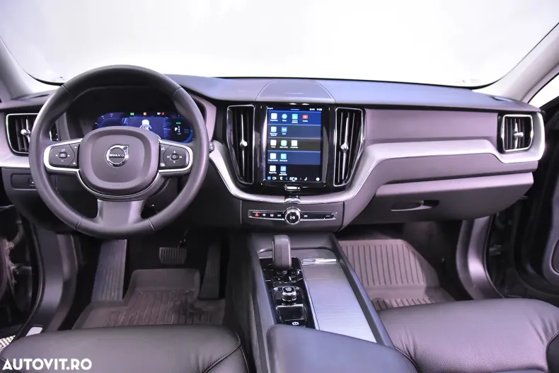 Volvo XC60 din 2022 cu 142.337 km - oferta VOL132688 - foto 9