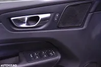 Volvo XC60 din 2022 cu 142.337 km - oferta VOL132688 - foto 13
