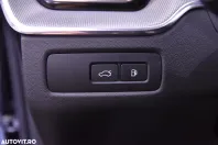 Volvo XC60 din 2022 cu 142.337 km - oferta VOL132688 - foto 14