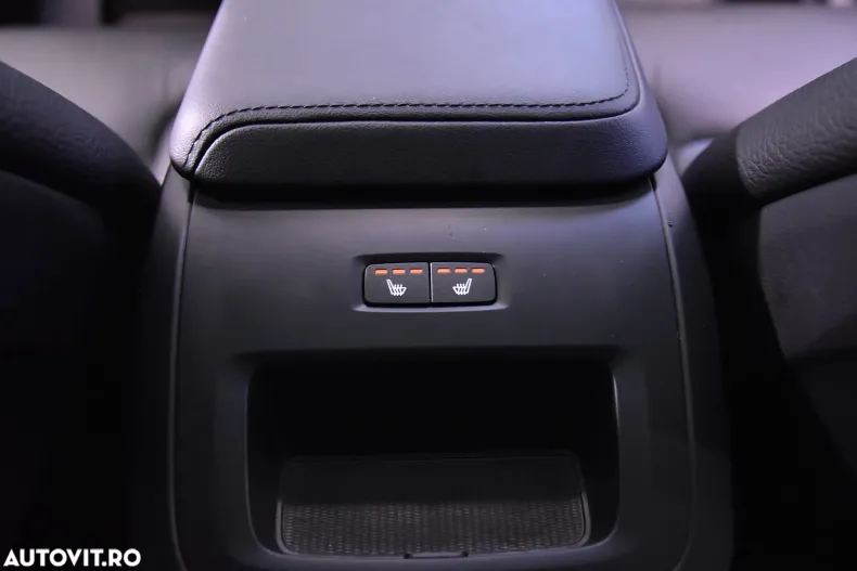 Volvo XC60 din 2022 cu 142.337 km - oferta VOL132688 - foto 20