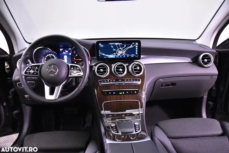 Mercedes-Benz GLC din 2022 cu 120.858 km - oferta MER132706 - foto 9