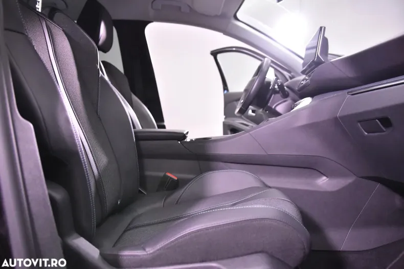 Peugeot 3008 din 2022 cu 90.889 km - oferta PEU132713 - foto 11