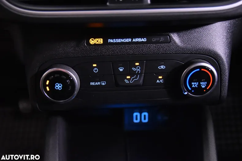 Ford Focus din 2021 cu 69.839 km - oferta FOR132715 - foto 18