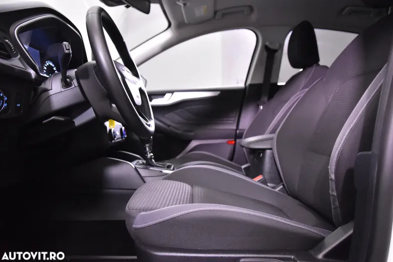 Ford Focus din 2021 cu 69.839 km - oferta FOR132715 - foto 22