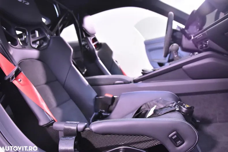 Porsche 911 din 2022 cu 21.450 km - oferta POR132722 - foto 9