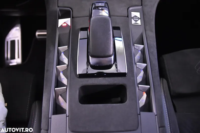 DS Automobiles DS 7 Crossback din 2022 cu 79.756 km - oferta DSA132724 - foto 16