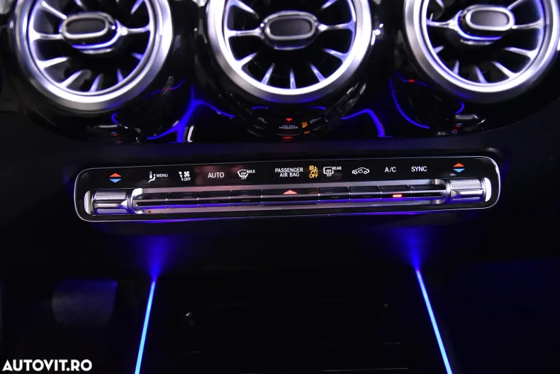 Mercedes-Benz GLA din 2023 cu 30.791 km - oferta MER132739 - foto 18