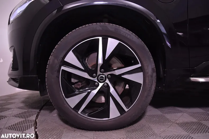 Volvo XC90 din 2021 cu 102.111 km - oferta VOL132740 - foto 14