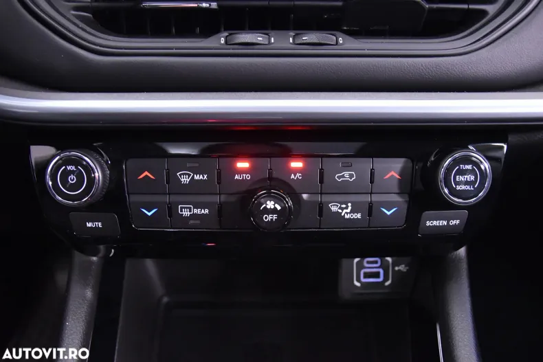 Jeep Compass din 2021 cu 42.853 km - oferta JEE132745 - foto 12