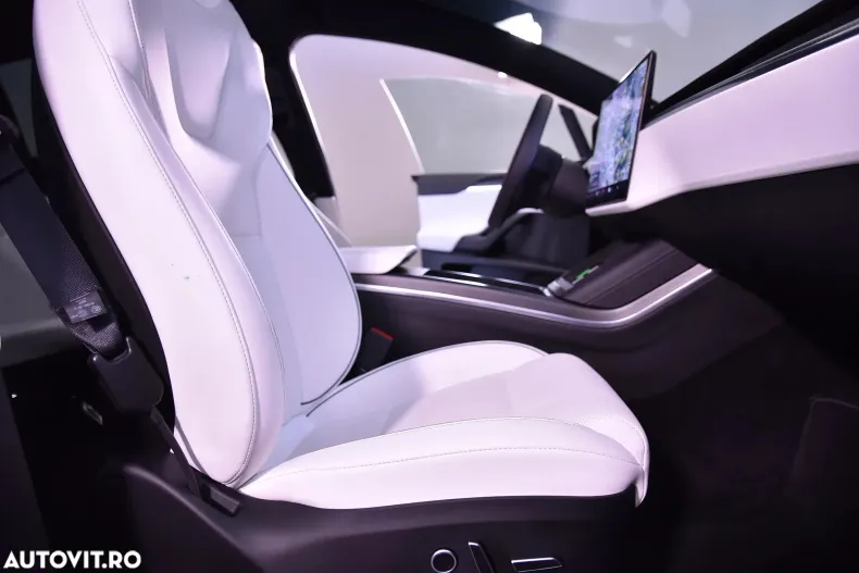 Tesla Model X din 2023 cu 43.121 km - oferta TES132754 - foto 11