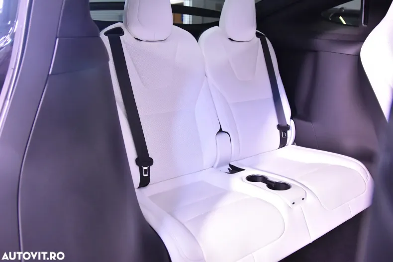 Tesla Model X din 2023 cu 43.121 km - oferta TES132754 - foto 13