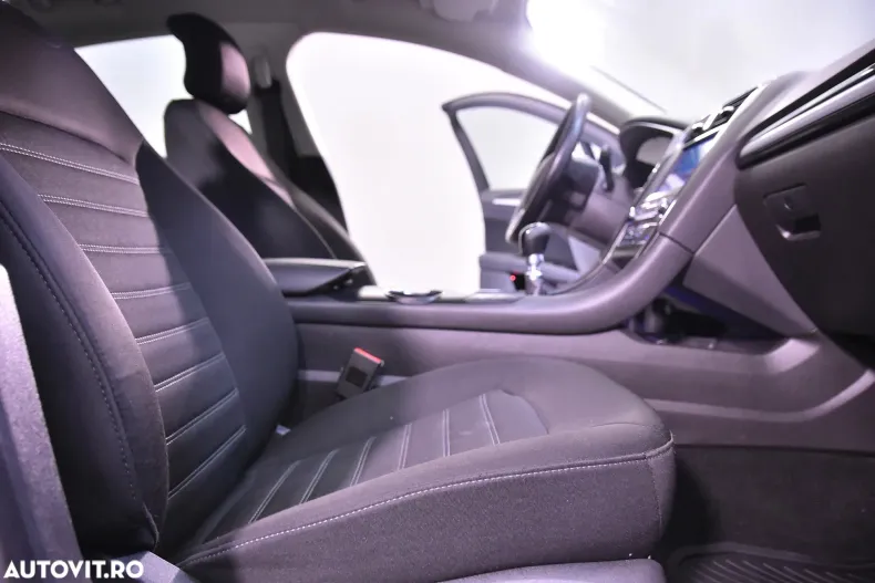Ford Mondeo din 2020 cu 117.546 km - oferta FOR132769 - foto 11