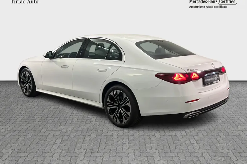 Mercedes-Benz E din 2024 cu 17.889 km - oferta MER132775 - foto 4