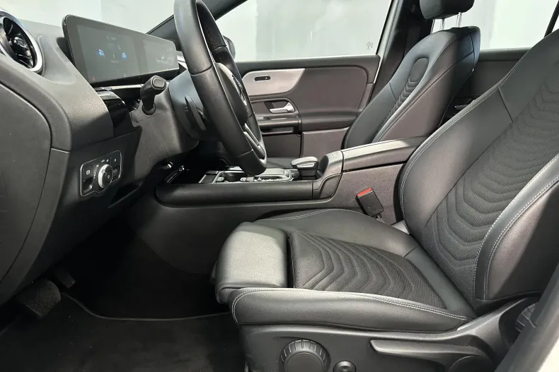 Mercedes-Benz GLA din 2022 cu 106.328 km - oferta MER132792 - foto 24