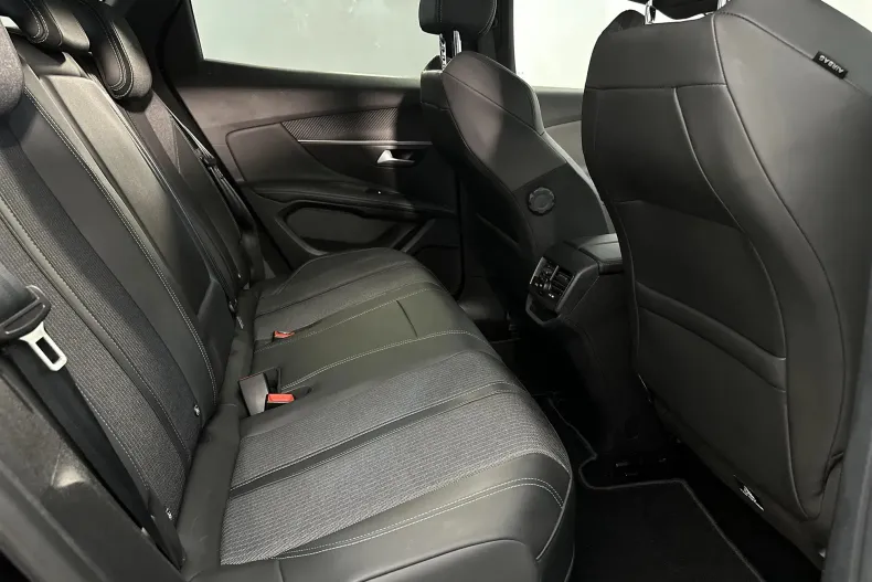 Peugeot 3008 din 2020 cu 121.068 km - oferta PEU132795 - foto 12