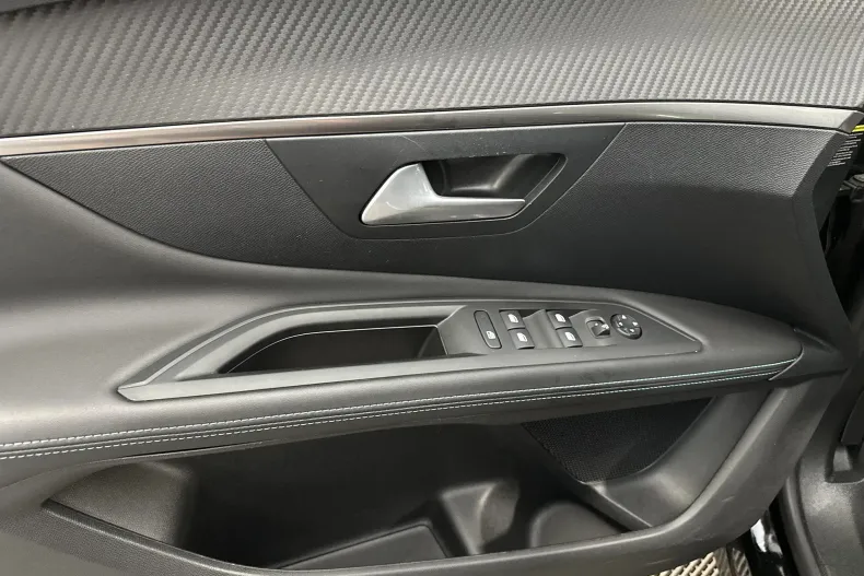 Peugeot 3008 din 2020 cu 121.068 km - oferta PEU132795 - foto 14