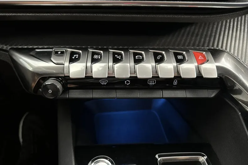 Peugeot 3008 din 2020 cu 121.068 km - oferta PEU132795 - foto 17