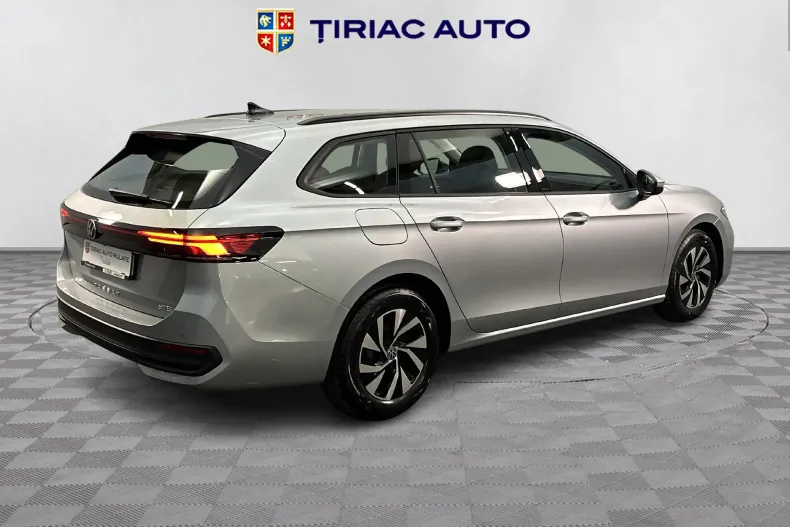 Volkswagen Passat din 2024 cu 5.500 km - oferta VOL132805 - foto 5