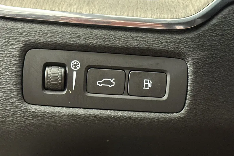 Volvo XC60 din 2021 cu 79.034 km - oferta VOL132807 - foto 15