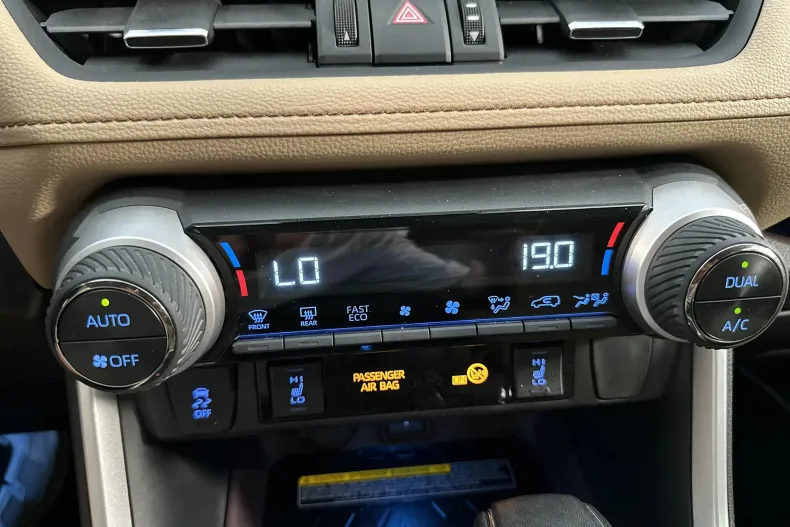 Toyota RAV4 din 2021 cu 142.466 km - oferta TOY132820 - foto 17