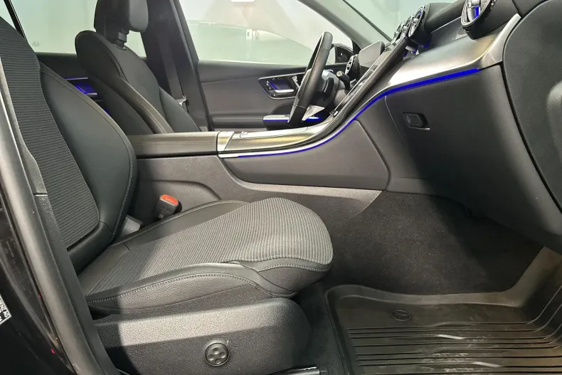 Mercedes-Benz GLC din 2024 cu 11.614 km - oferta MER132823 - foto 12