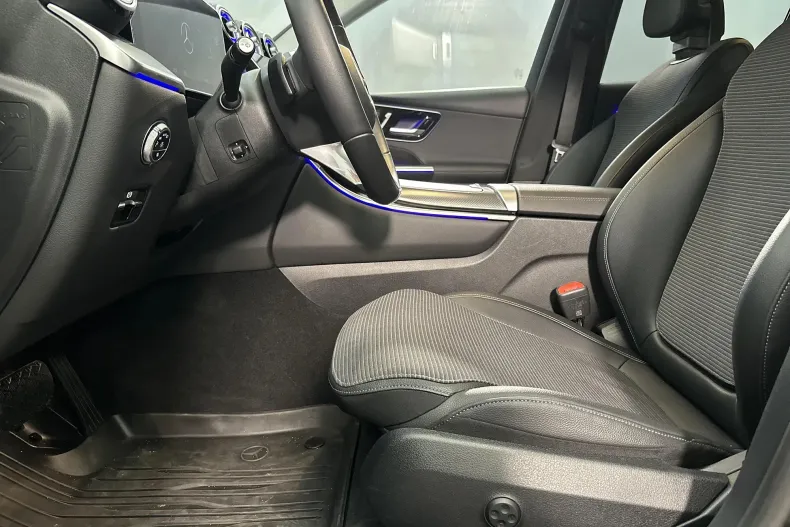 Mercedes-Benz GLC din 2024 cu 11.614 km - oferta MER132823 - foto 24