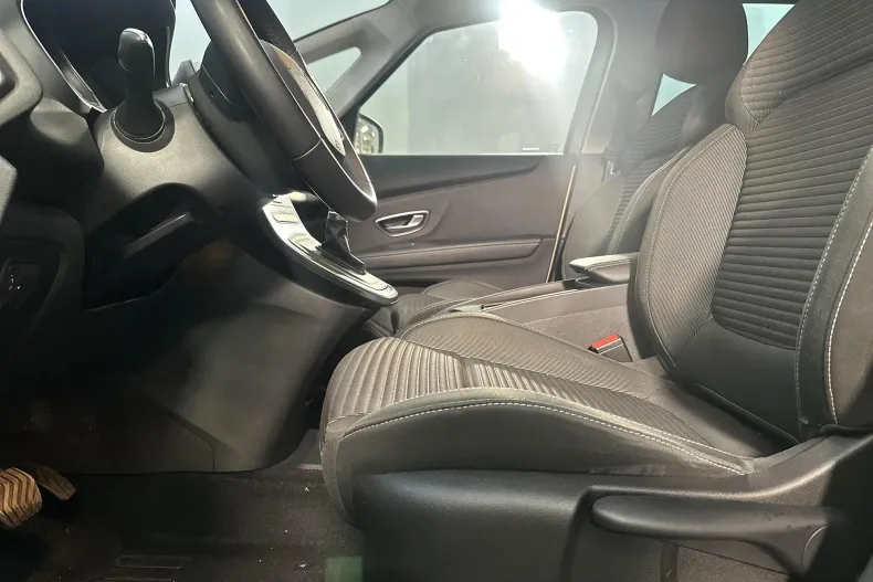 Renault Grand Scenic din 2019 cu 128.505 km - oferta REN132841 - foto 22