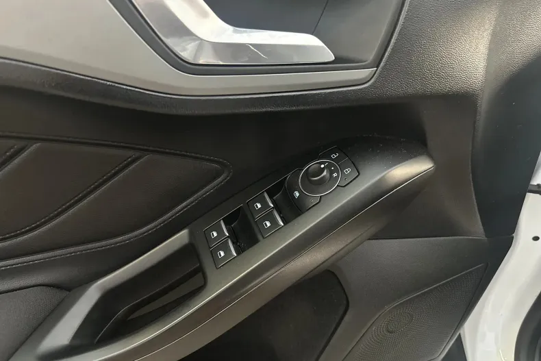 Ford Focus din 2022 cu 119.310 km - oferta FOR132847 - foto 14