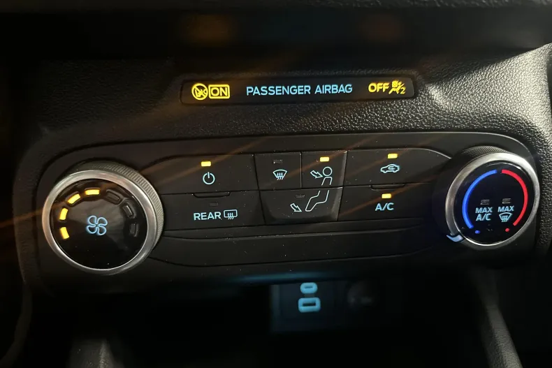 Ford Focus din 2022 cu 119.310 km - oferta FOR132847 - foto 18