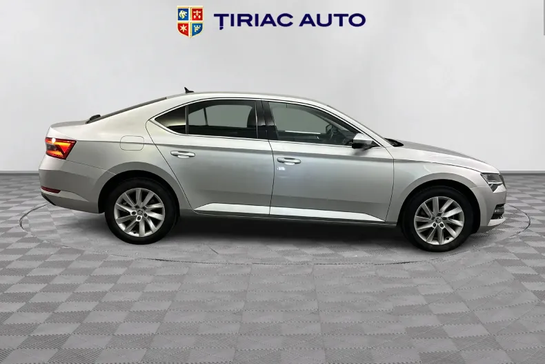 Skoda Superb din 2020 cu 165.002 km - oferta SKO132848 - foto 6