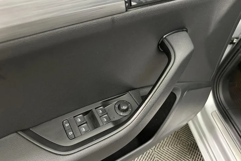 Skoda Superb din 2020 cu 165.002 km - oferta SKO132848 - foto 14