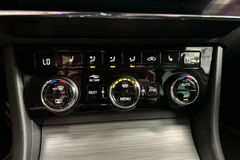 Skoda Superb din 2020 cu 165.002 km - oferta SKO132848 - foto 16