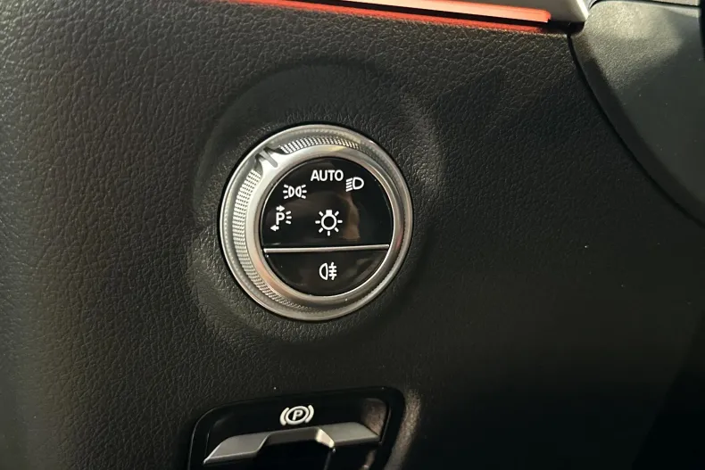 Mercedes-Benz C din 2022 cu 21.684 km - oferta MER132849 - foto 16