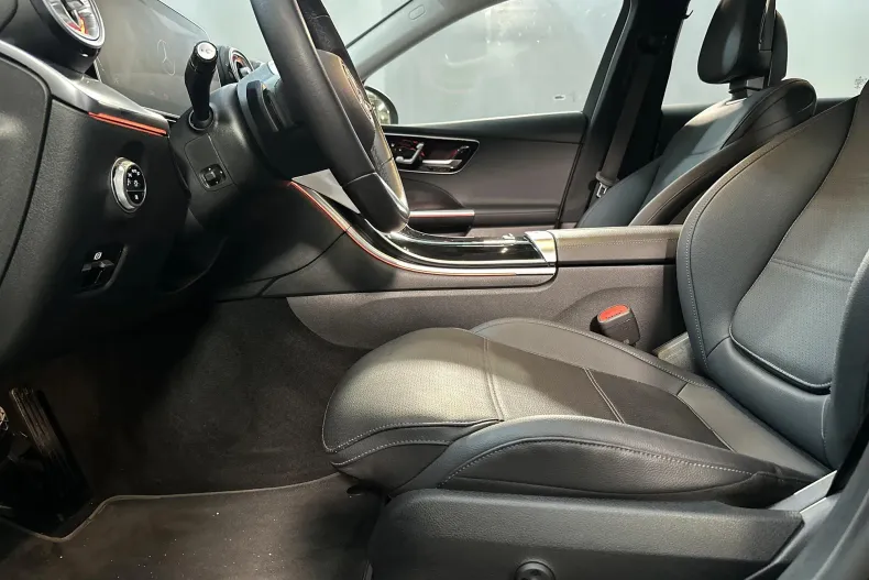 Mercedes-Benz C din 2022 cu 21.684 km - oferta MER132849 - foto 23