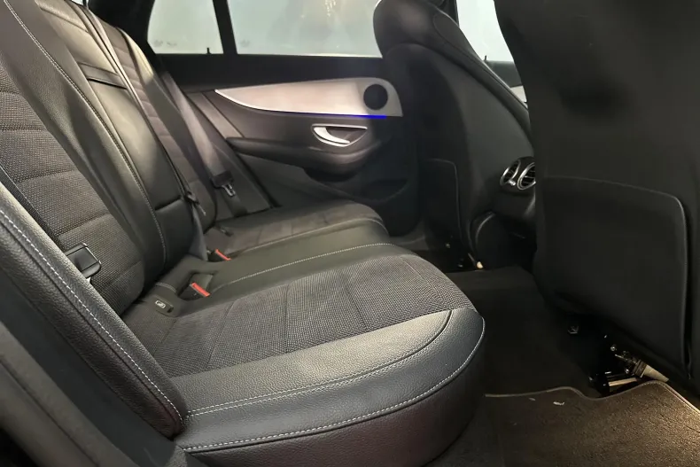 Mercedes-Benz E din 2021 cu 68.038 km - oferta MER132851 - foto 11