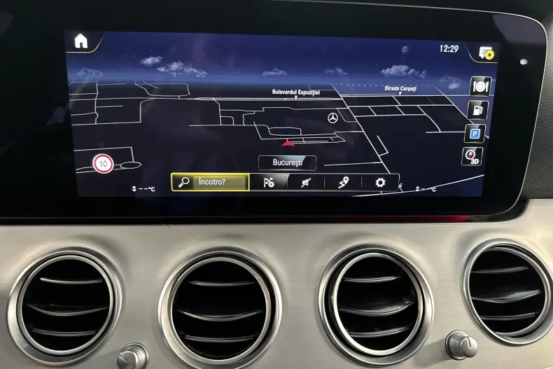 Mercedes-Benz E din 2021 cu 68.038 km - oferta MER132851 - foto 19