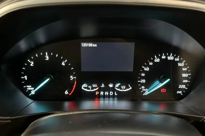 Ford Focus din 2022 cu 120.198 km - oferta FOR132852 - foto 10