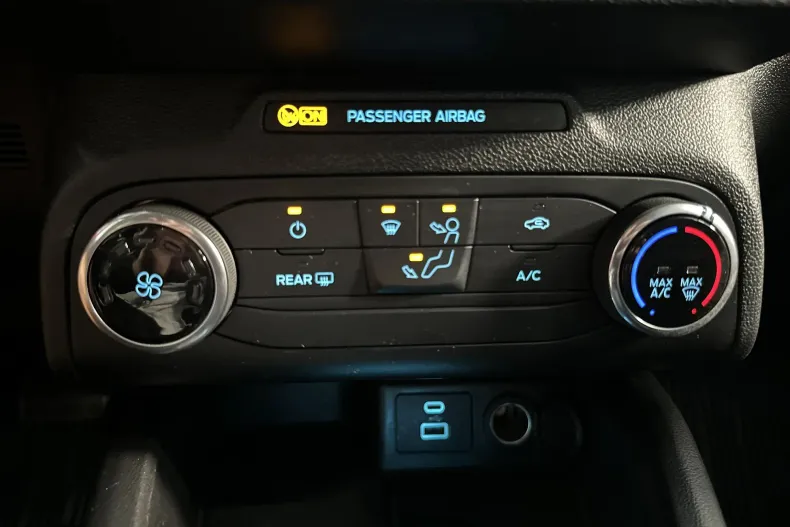 Ford Focus din 2022 cu 120.198 km - oferta FOR132852 - foto 18