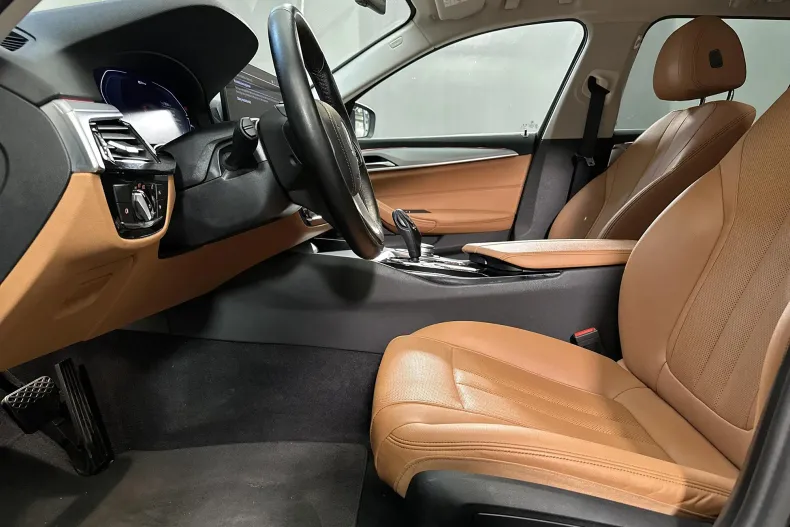 BMW Seria 5 din 2021 cu 125.530 km - oferta BMW132854 - foto 21