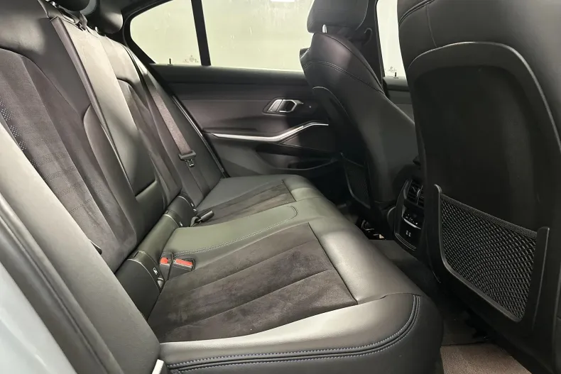 BMW Seria 3 din 2023 cu 32.436 km - oferta BMW132856 - foto 12