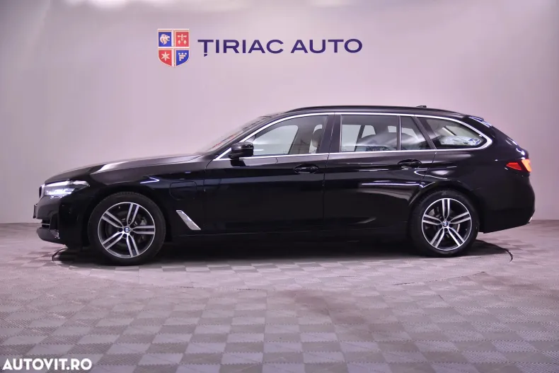 BMW Seria 5 din 2021 cu 131.360 km - oferta BMW132883 - foto 2